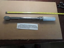 SNAP ON TOOLS 3/8" CLICK TORQUE WRENCH QD2R1000 200 - 1000 IN LBS VERY NICE