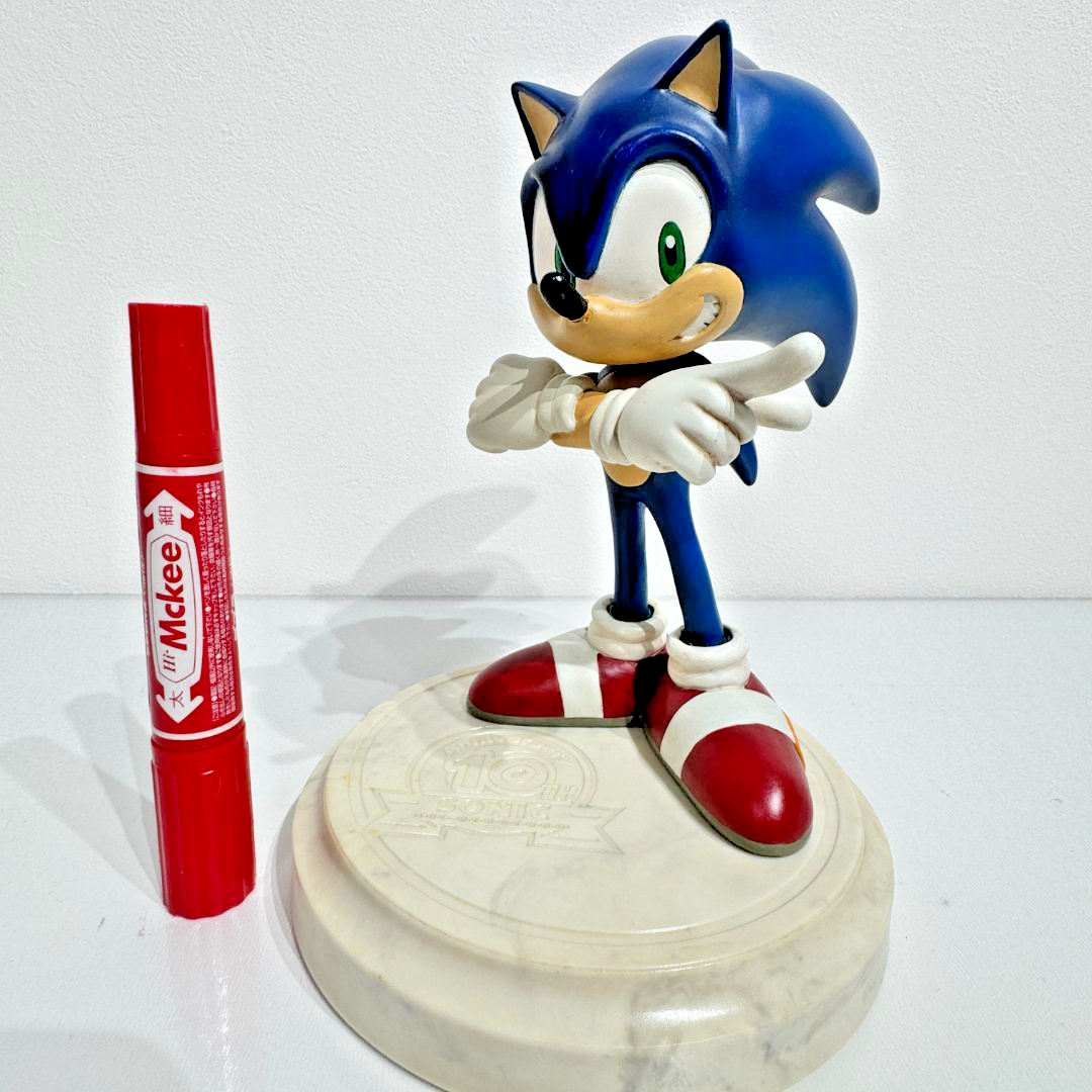 SEGA SONIC the Hedgehog 10th Anniversary Statue Figure 2001 Japan