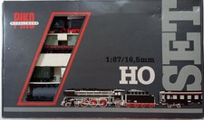 Piko H0 Set aus DDR-Zeiten, verschiedene Fahrzeuge und Gleiskonvolut, gebraucht