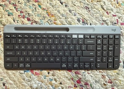 Logitech K585 Multi-Device Slim Wireless Keyboard With Dongle