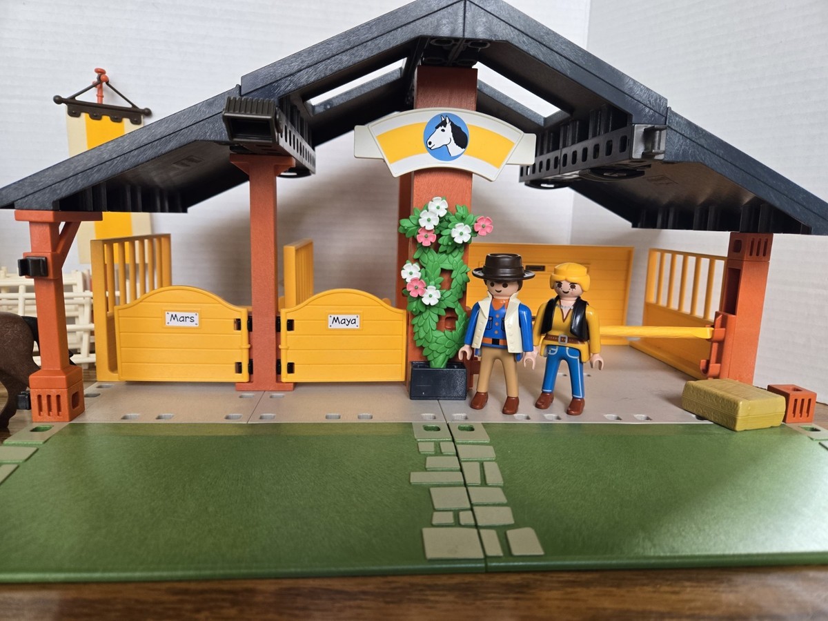 Playmobil 3120 Horse and Pony Ranch - Farm Barn Parts Lot