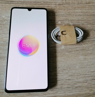 Huawei P30 6,1-Zoll OLED 6GB RAM 128GB ROM Dual-SIM Android Smartphone (Ohne...