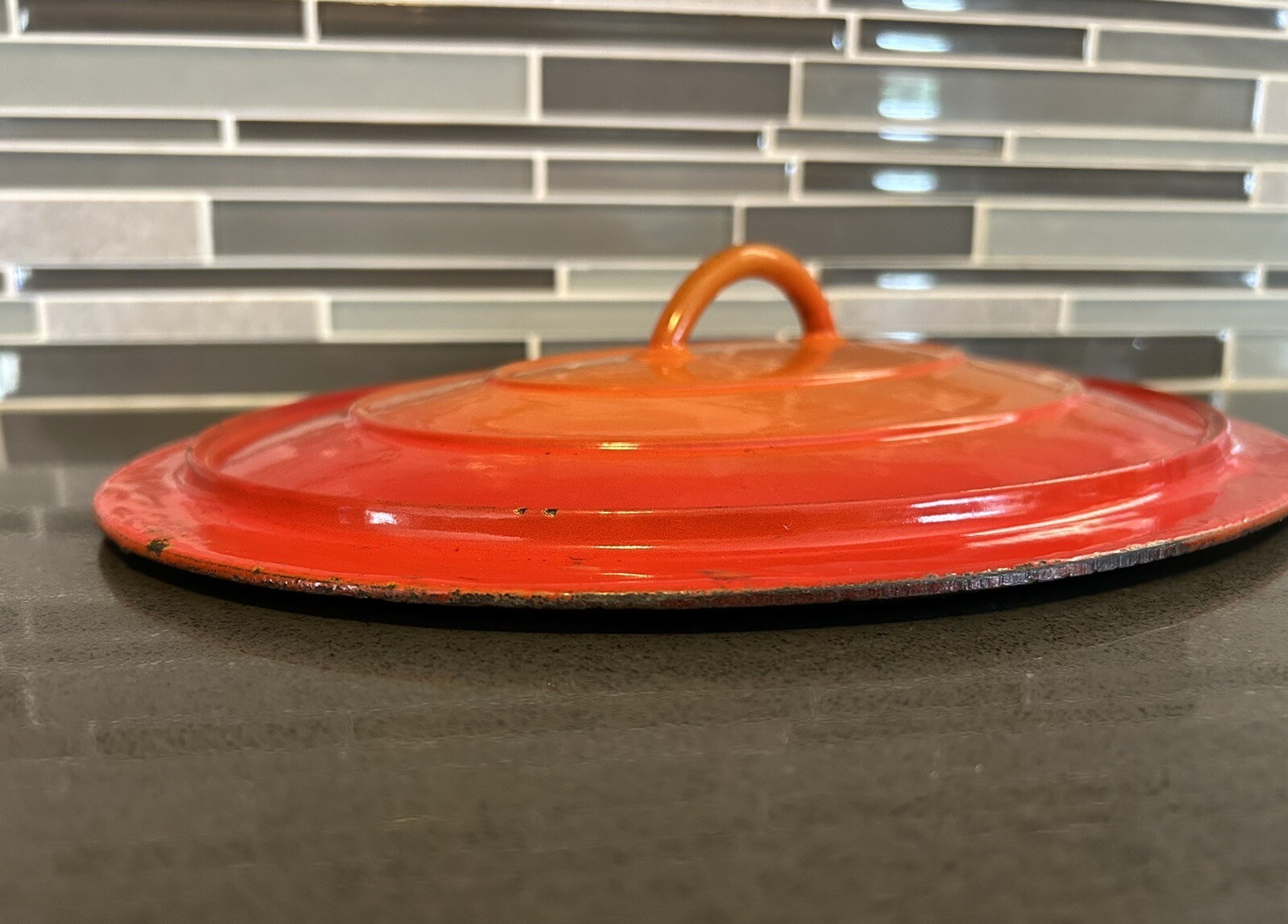 DESCOWARE Belgium Orange Flame Enamel Oval Cast Iron Pot/Pan Dutch Oven
