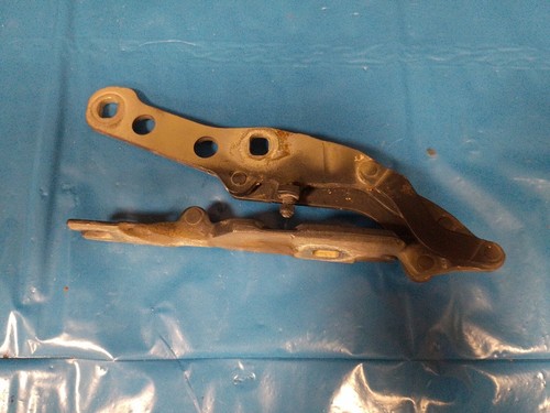 BMW 3er E46 Limo Touring Facelift Motorhaubenscharnier rechts 8200124