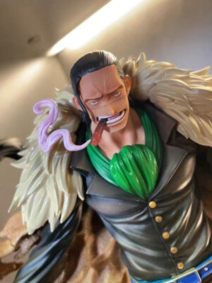 H27cm Sir Crocodile Figure Resin Brain Hole Studio One Piece