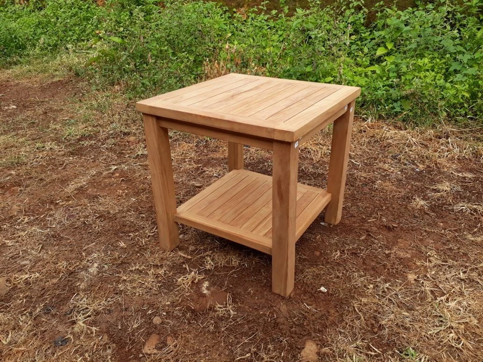 Teak Side Table for indoor or outdoor use - Image 4 of 4