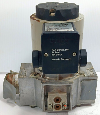 1 USED KARL DUNGS 216967 MAG TYPE 300 NATURAL PROPANE GAS VALVE ***MAKE OFFER***