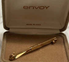 Envoy Gold Tone Collar Bar USA In Case