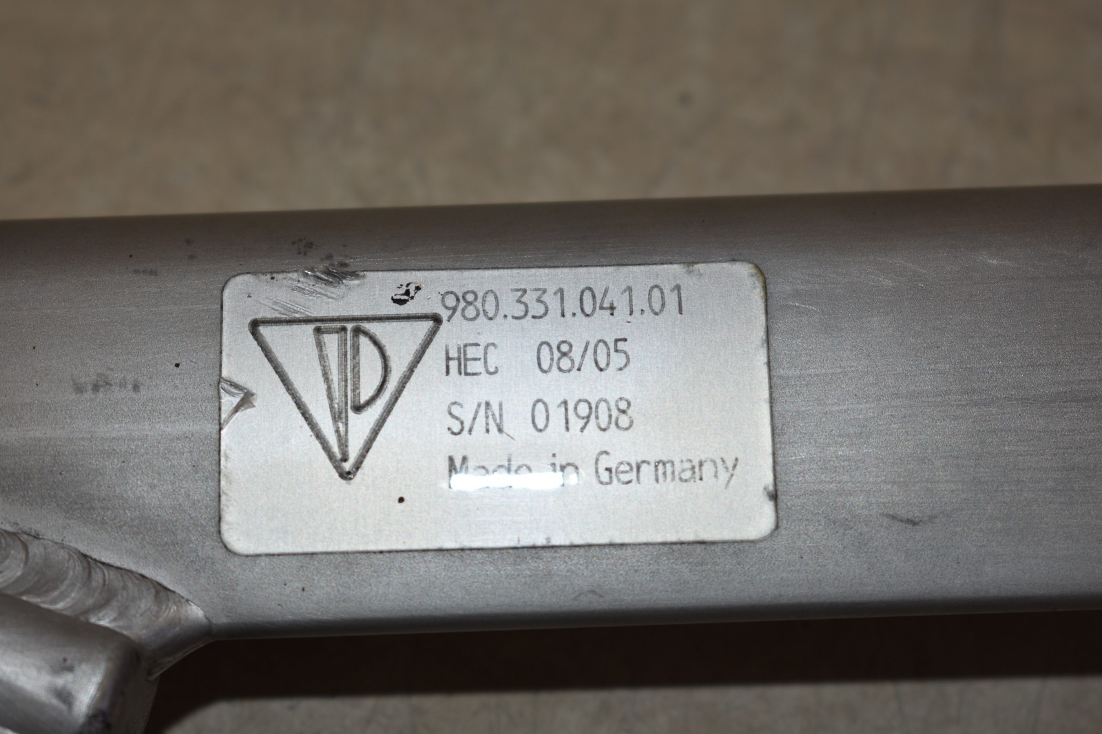 2004 2005 2006 PORSCHE CARRERA GT REAR SUSPENSION LOWER CONTROL ARM GENUINE OEM