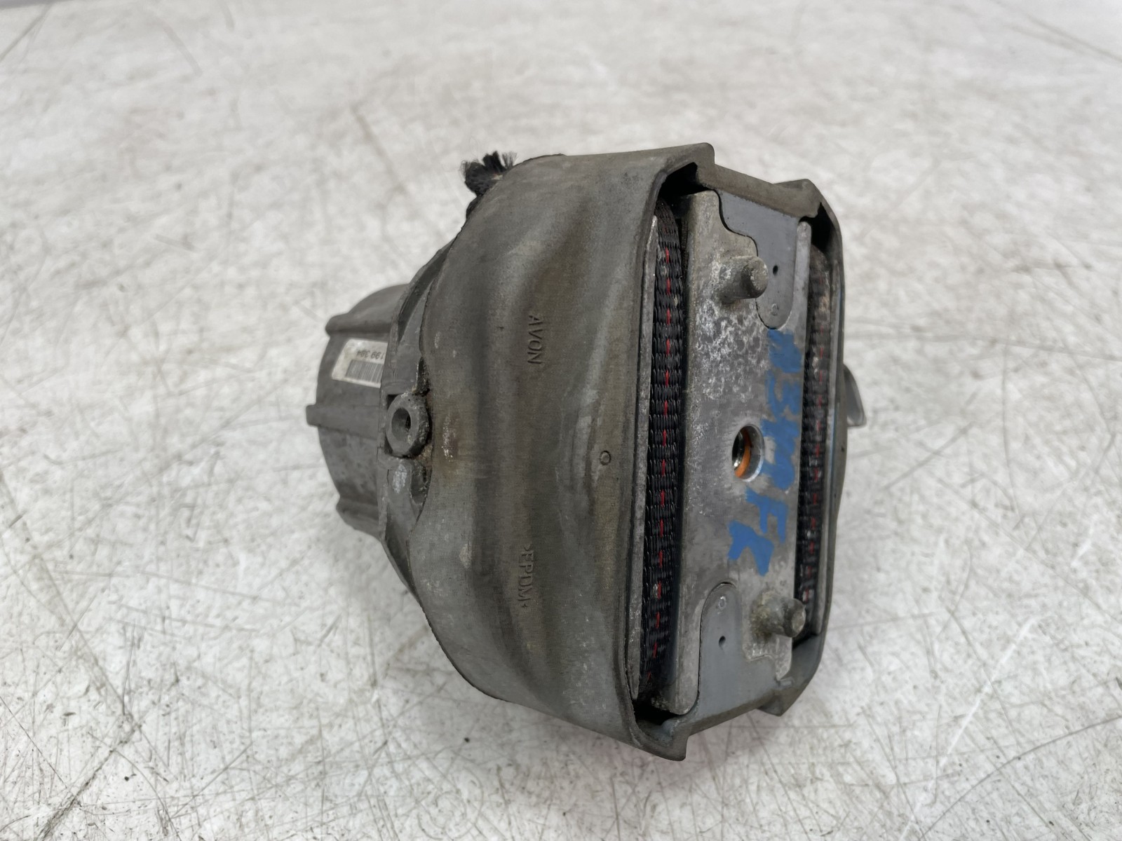 ✅ 12-17 OEM Bentley Continental GT Front Right Engine Motor Mount Bracket
