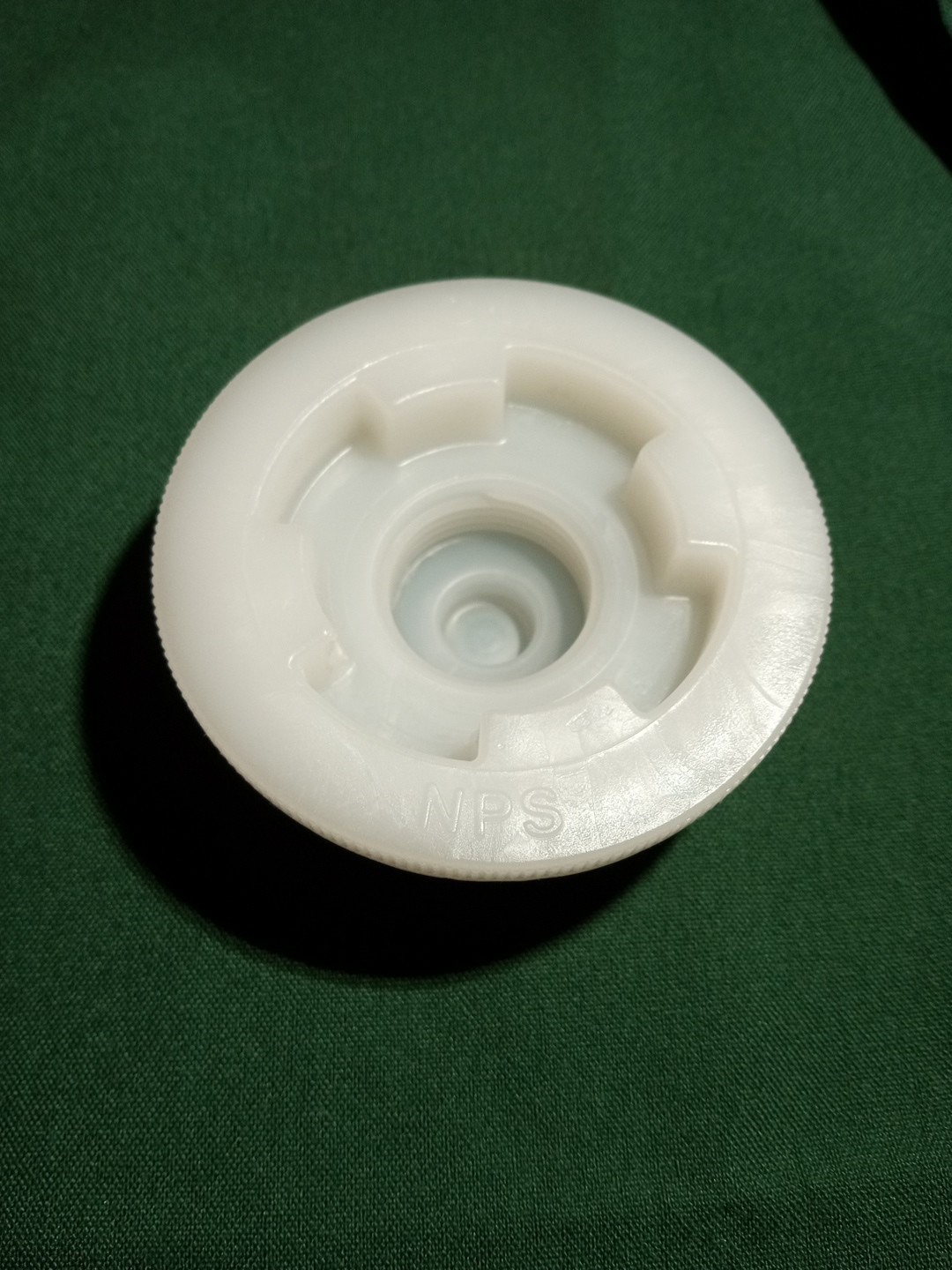 2" NPS HDPE Replacement Bung & 3/4" Knockout Center-EPDM Gasket-Non Vented (20)