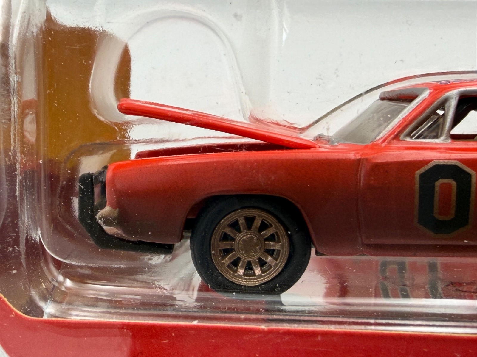 Johnny Lightning Dukes of Hazzard R5 Dirty General Lee Dodge Charger, 1:64, NIB thumbnail 5