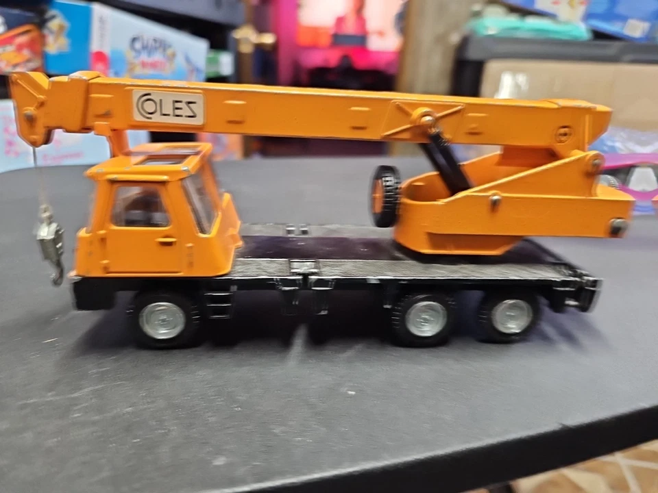 DINKY TOYS VINTAGE DIECAST COLES HYDRA TRUCK 150T CRANE TOY CAR (USA Shipper) - Image 2 of 4