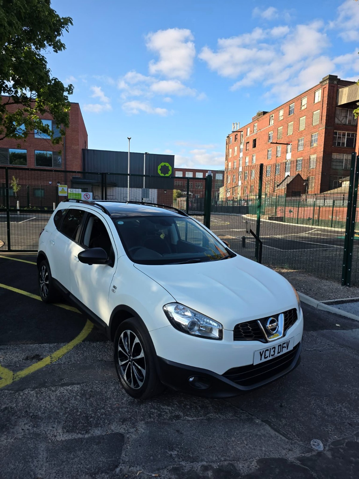Nissan Qahqai+2 360 camera pxwelcome