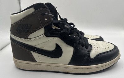 Nike Air Jordan Retro 1 High OG Mocha 2020 Size 10.5 Authentic Basketball Used