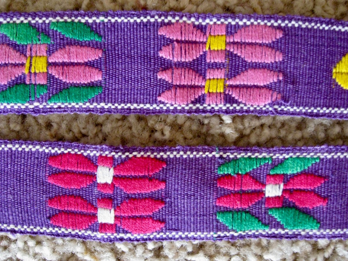 NOS Authentic GUATEMALA Hand Woven Cloth Belt Birds Flowers  display picture 1