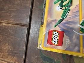 LEGO CREATOR Mighty Dinosaurs 3 N 1 (31058) 174 Pieces Used