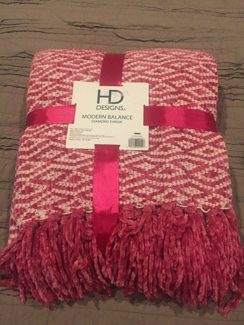 NWT HD PLUSH BLANKET ***LAST ONE*** Boutique | Plush ...