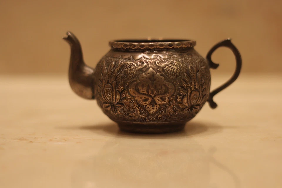 Старинный исламский серебряный чайник ручной работы игла гравировка Ближний Восток - Изображение 3 из 4