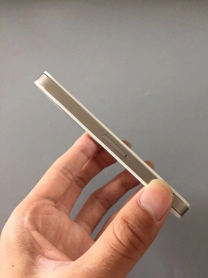 Apple iPhone 4 8/16/32GB - White Black (Unlocked) IOS 7 used smartphone cheap - Image 3 of 4