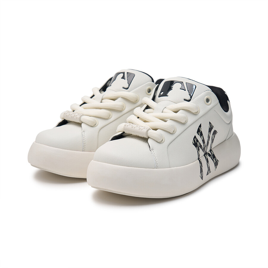 【 MLB 】CHUNKY CLASSIC BASE HEEL MONOGRAM MLB Chunky Classic Base Heel Monogram NY (Black) 3ASXCBH4N
