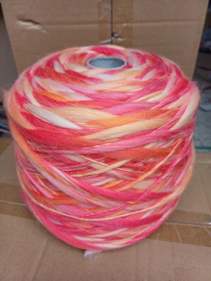 fil a tricoter Laine Fantaisie Corail 1Kg050 - Photo 1/1