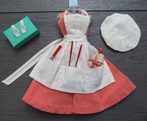 962 Barbie-Q Outfit * 1959-1962 Vintage Barbie * COMPLETE & Near Excellent