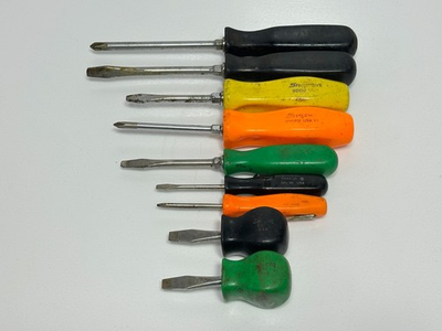 #ad Snap On Tools USA 9pc Mixed VINTAGE Screwdriver Lot Set w Yellow Green Orange $57.99