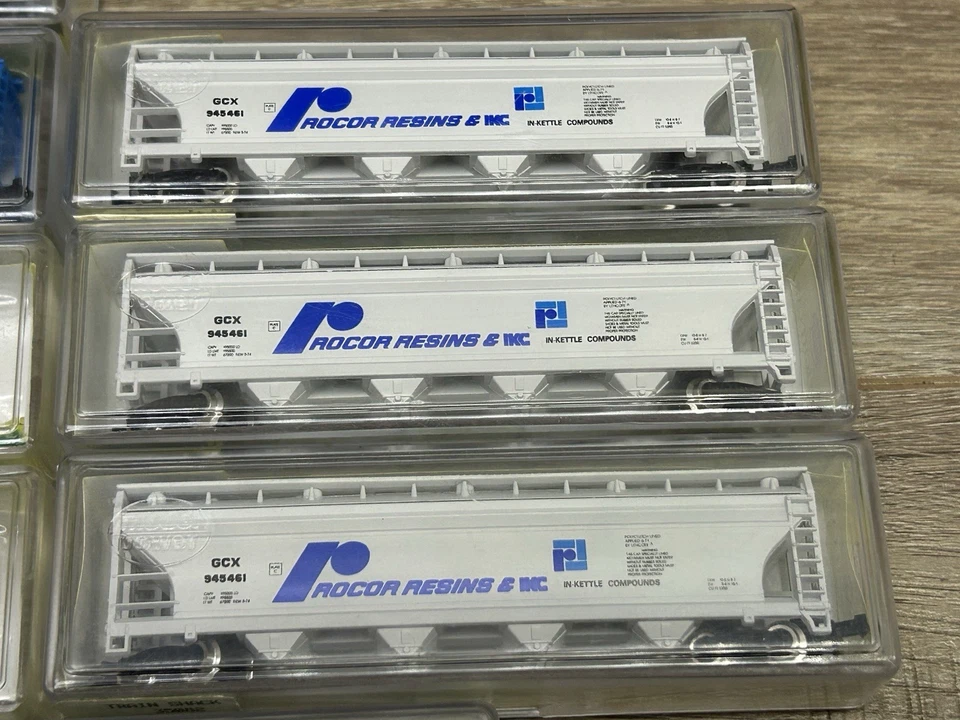 Model Power N Scale 55’ Cylindrical Hopper Refrigerator Coach Car Lot Of 9 - Image 4 of 4
