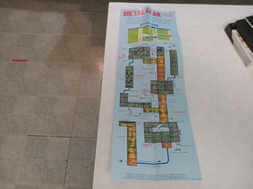 NES Metal Gear CIB Complete Map Included Nice Box!! Great Condition!!