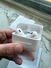 Apple AirPods Pro 2nd Generation with MagSafe Wireless Charging Case (USB‑C)...