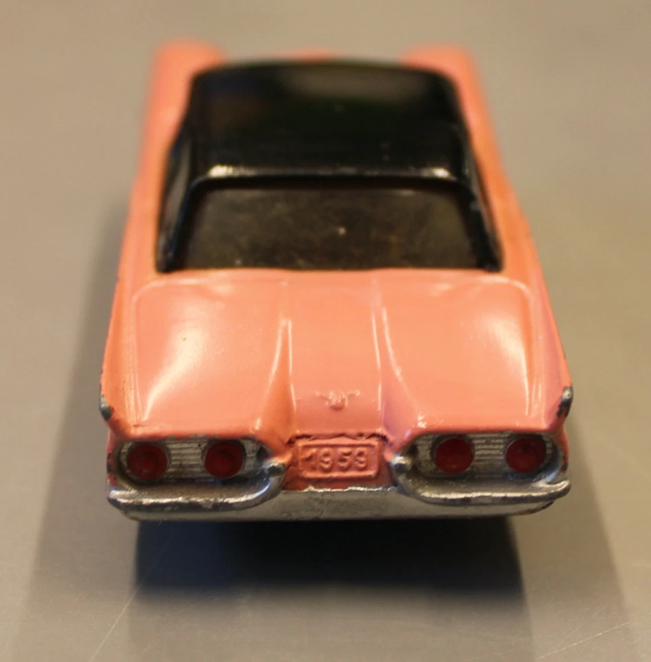 11/15.  Friction Motor Corgi Toys 1959 Ford Thunderbird Black H.T. w/Salmon Pink - Image 4 of 4