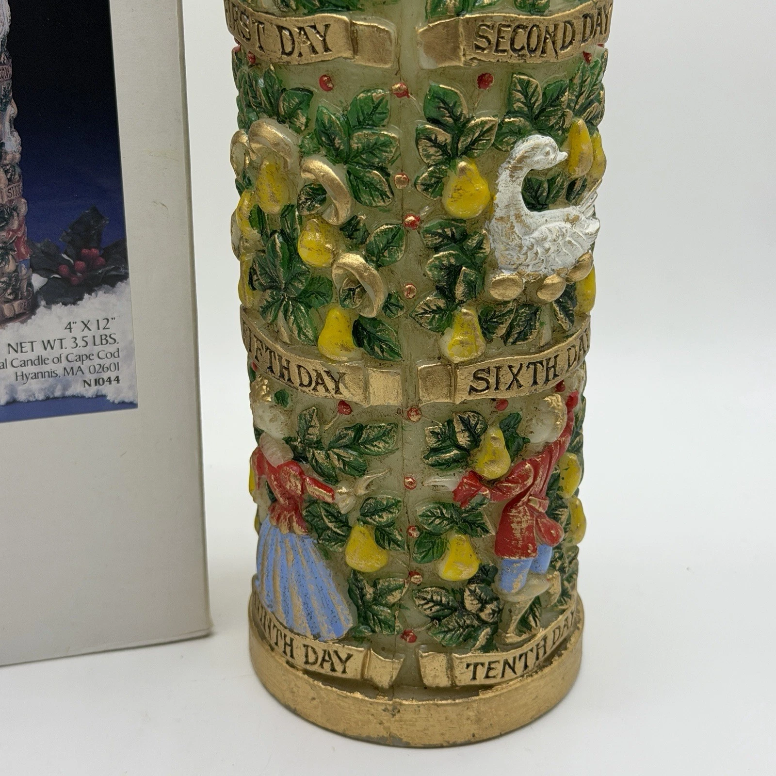 Large Candle 12 Twelve Days of Christmas Vintage Cottagecore Partridge Birds - product detail image 8