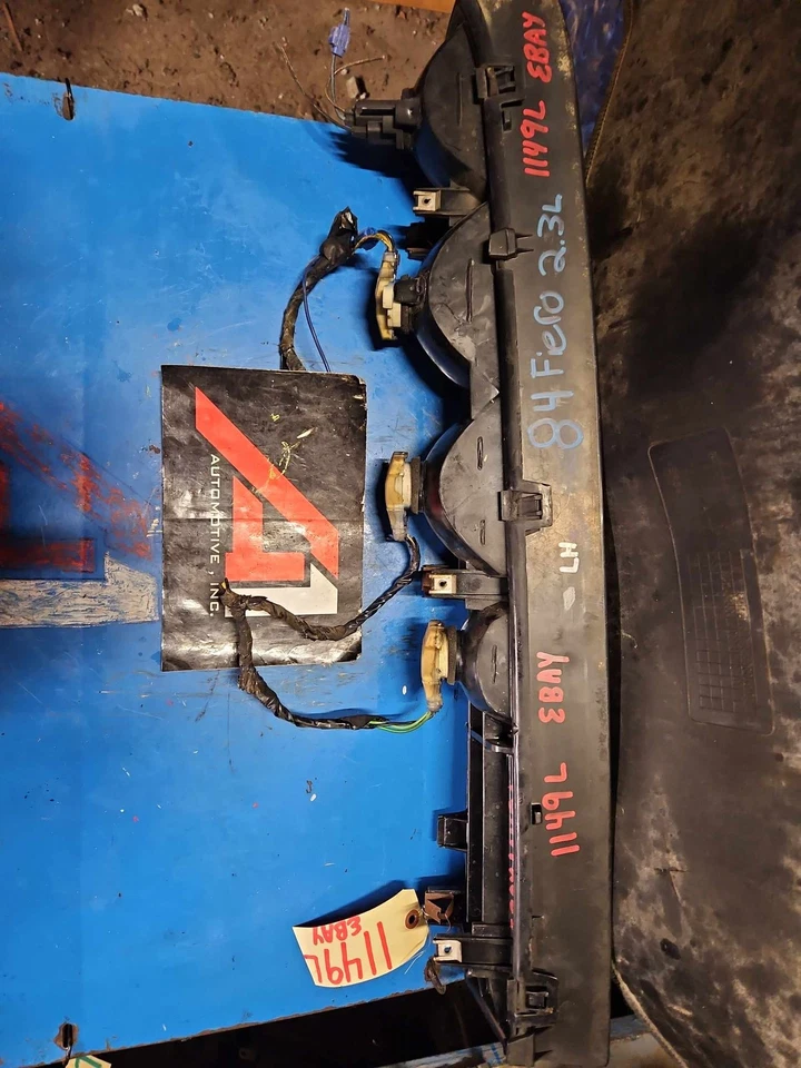 Conjunto de luz trasera izquierda 84-88 PONTIAC FIERO señal de giro lado del conductor Lh OEM Foto 3 de 4