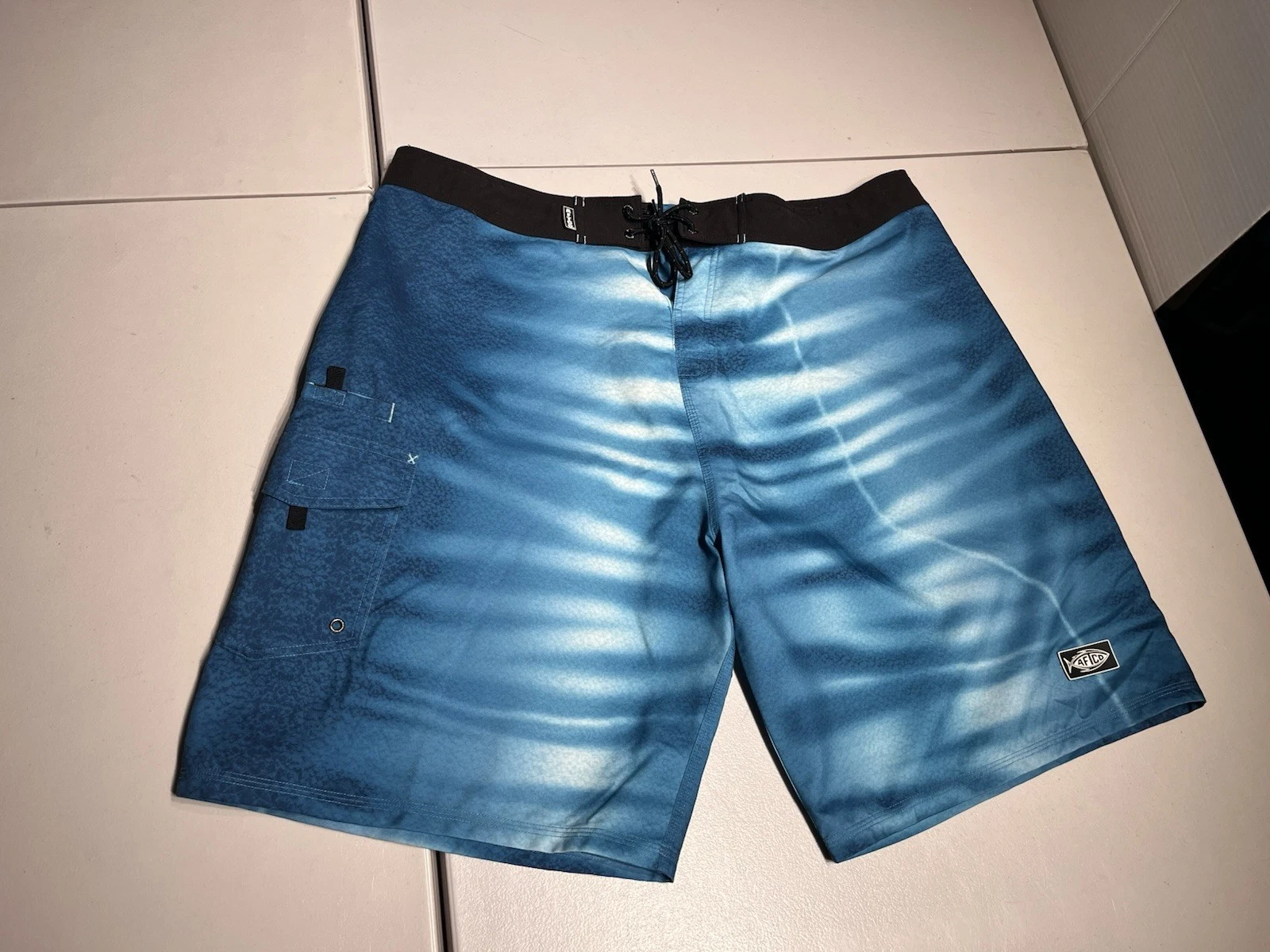 Aftco Shorts Men's 40 Blue Fish Board Swim Performance Polyester