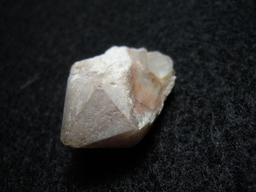 Quartz Crystal Frosted Natural Mined Point Arkansas 24 Carats - Picture 5 of 12