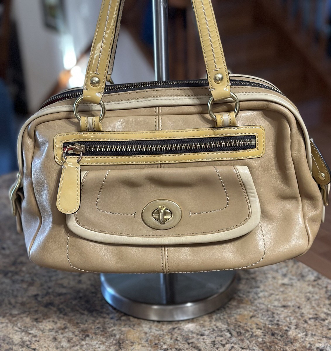 Coach Classic Bonnie 2008 Shoulder Bag 13382 Camel Sand Leather