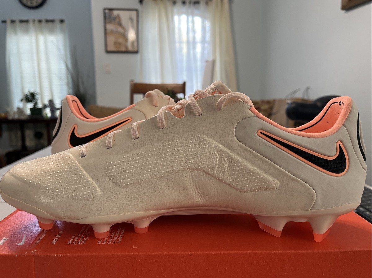 Nike Tiempo Legend 9 Elite FG 蛍光イエロー Nike Tiempo Legend 9 Elite FG Firm Ground Soccer Cleat