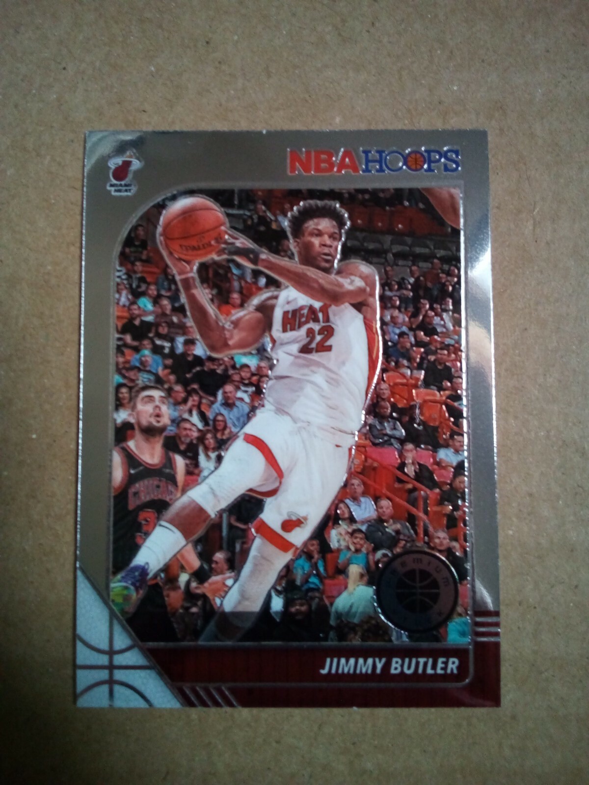 JIMMY BUTLER PANINI PRIZM red pulser /25