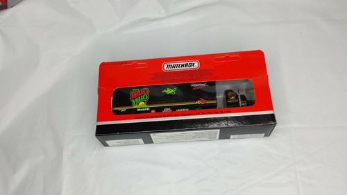 MATCHBOX 1991 SUPER STAR TRANSPORTERS MELLO YELLO TRACTOR-TRAILER - Picture 2 of 2