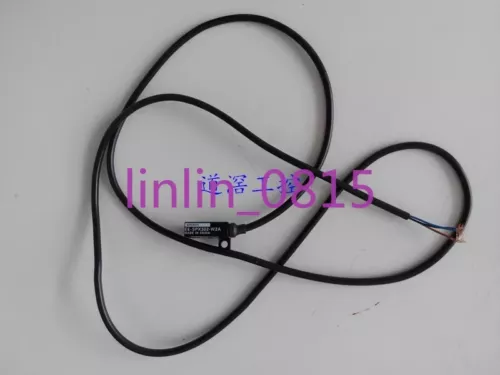 1Pcs New Omron photoelectric switch EE-SPX302-W2A 1M