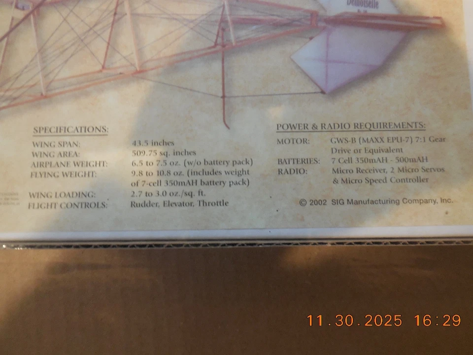 Modelo de avión de radiocontrol interior Demoiselle 1909 vintage Sig Mfg pioneros de flite Foto 2 de 2