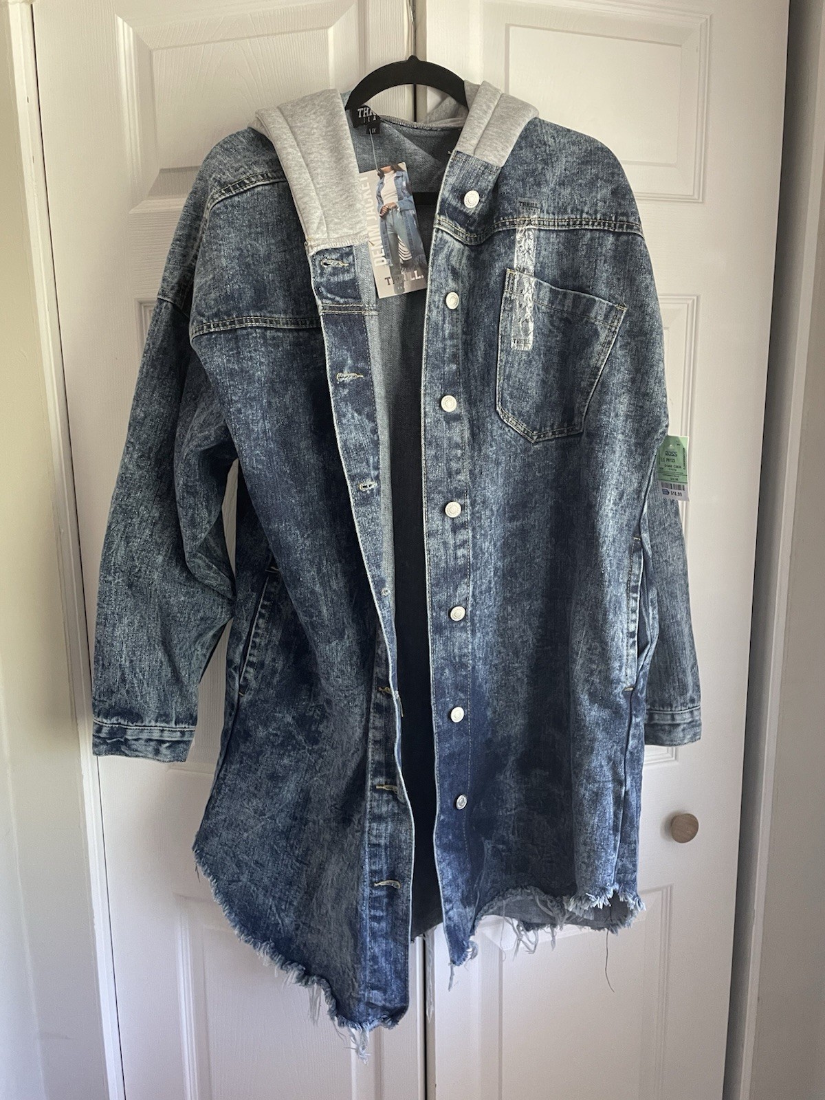 Thrill Women's Denim Hoodie Jacket Size 1X, Hooded, Long Sleeve, Distressed