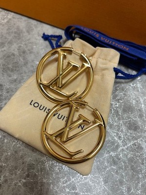 Louis Vuitton Louise Hoop Earrings M64288 Gold LV Circle  display picture 1