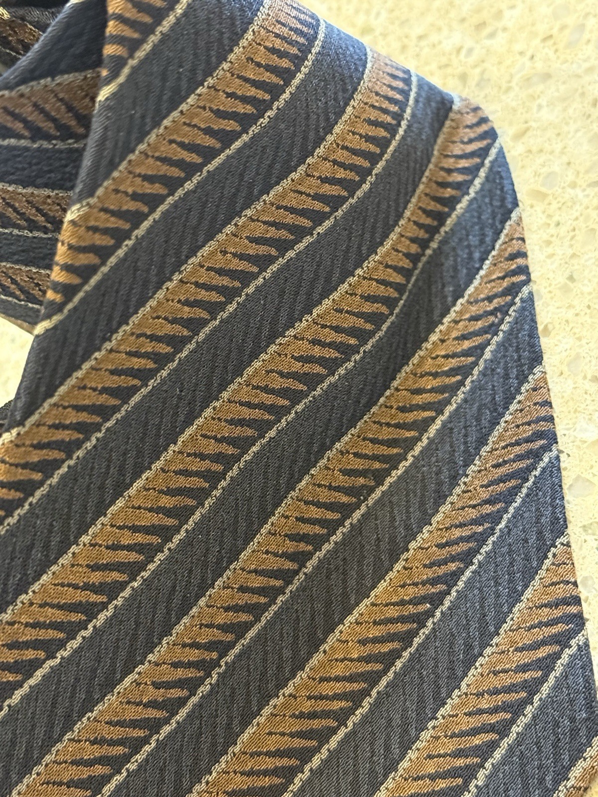 Picture 2 of 18