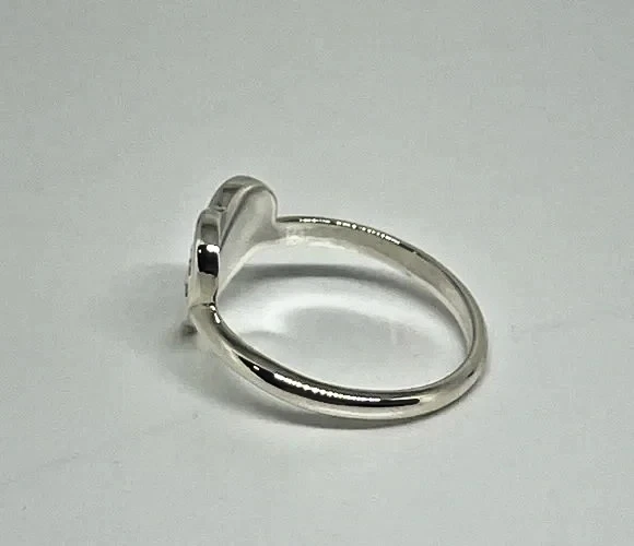 Please Return To Tiffany & Co. Sterling Silver Classic Heart Band Ring Size 7 - Image 2 of 4