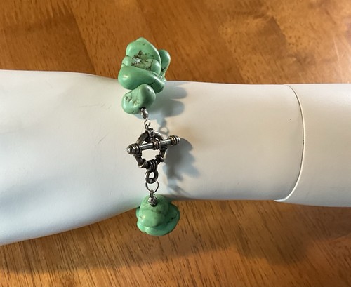 Light Green Turquoise/ Howlite Chunky Nuggets Toggle Bracelet Southwestern 8” - Picture 3 of 13