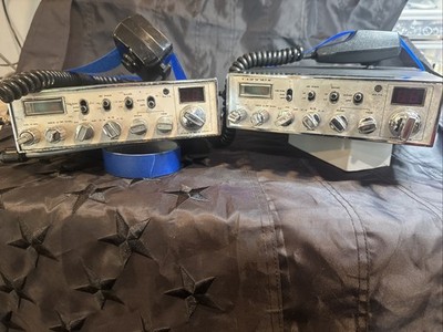 2 Connex 3300 Mobile CB Radios   with Microphone