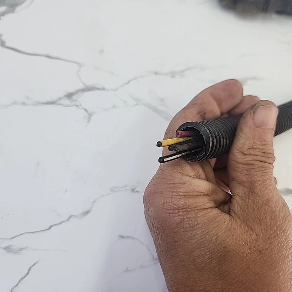 1985 Buick Skylark RH Passenger Tail Light Wiring Harness w 5 Sockets OEM Used - Image 3 of 4