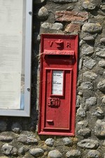 Photo 6x4 VR Wall Box Steart/ST2745 Wall Post Box set in stone wall. Mak c2018